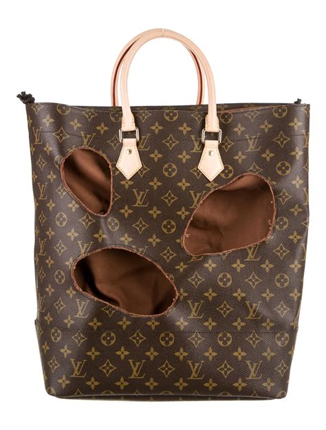 do louis vuitton bags age.